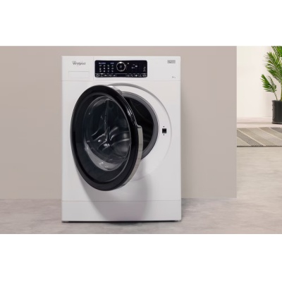 Whirlpool 9kg Freestanding Washing Machine FSCR 90430