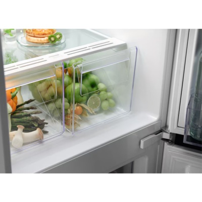 Electrolux Low Frost Built In Fridge Freezer LNS5LE18S