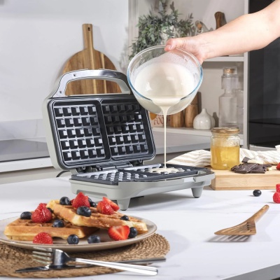 Salter Aspen XL Waffle Maker EK6346MMS